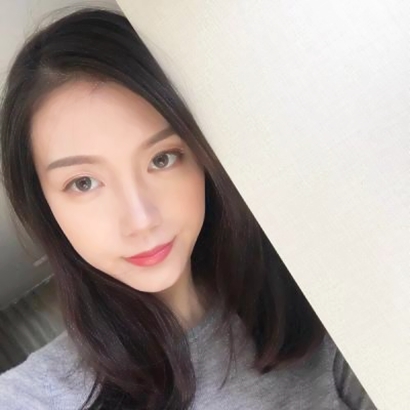 2025微信头像女潮流真人图片