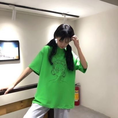 高清绿色头像女生图片