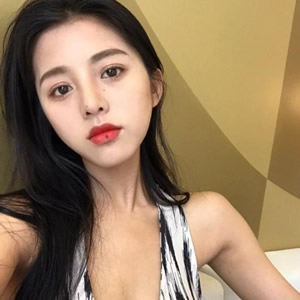 2025最火爆微信头像女生图片