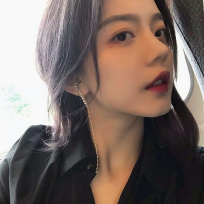 2025最流行洋气头像女生真人图片