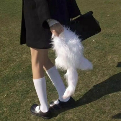 2025最火好看头像女的图片