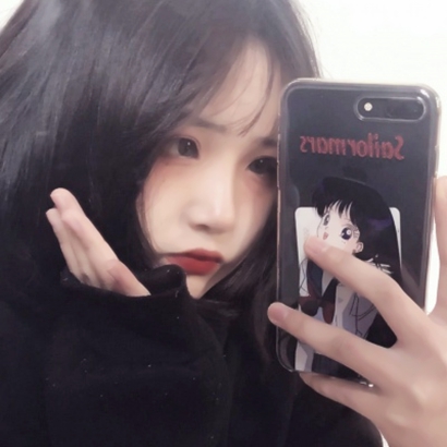 2025最火好看头像女的图片