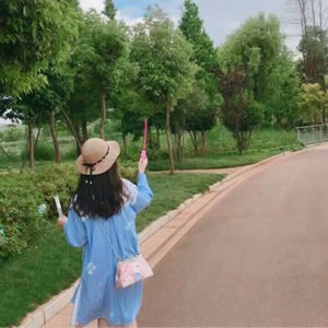 2025最火情侣头像一男一女