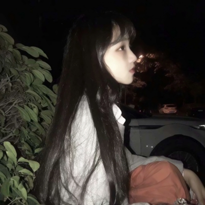 2025最火闺蜜图片2人一人一张