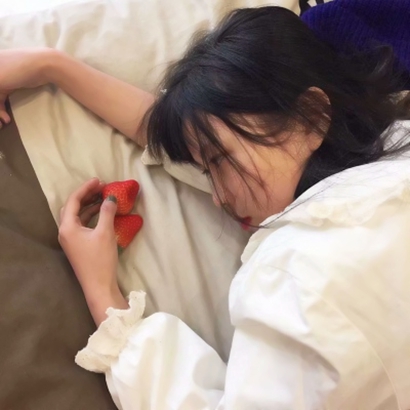 2025最火闺蜜图片2人一人一张