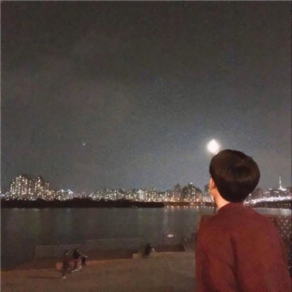 高颜值一男一女情侣背影头像