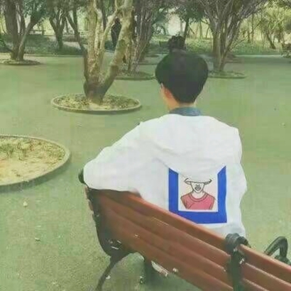 高颜值一男一女情侣背影头像