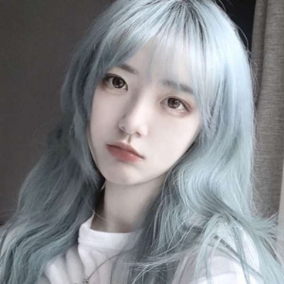 2025染发女生头像霸气图片