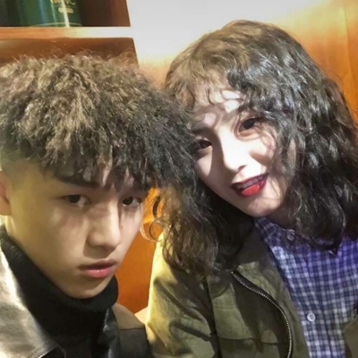 独一无二的男女cp情头一左一右
