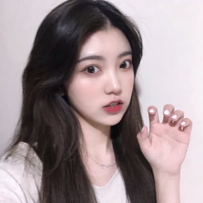 2025抖音最火女生头像图片