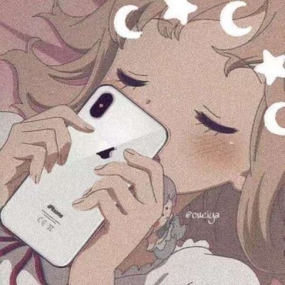 2025年最潮的动漫头像女生图片