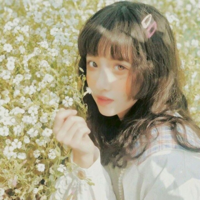 2025年微信最火头像女