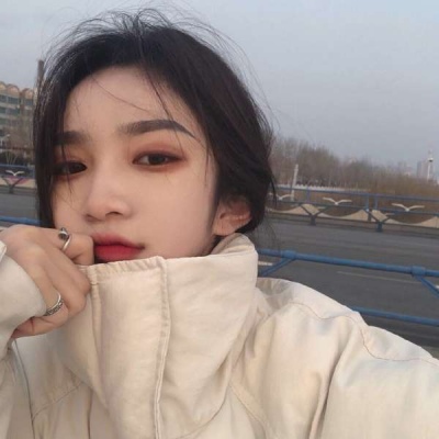 女生头像2025流行可爱真人图片