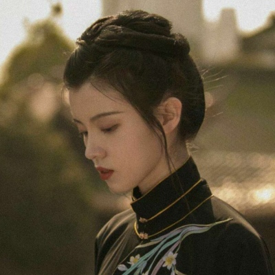 微信女生简单气质头像2025