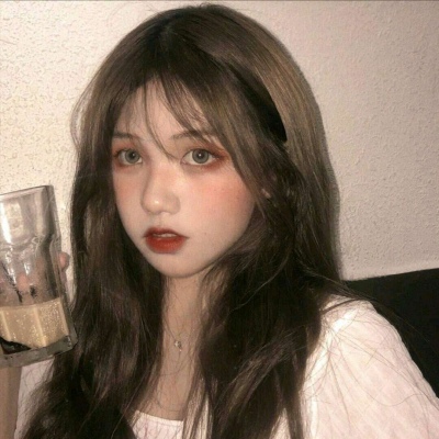 丧系女生头像真人