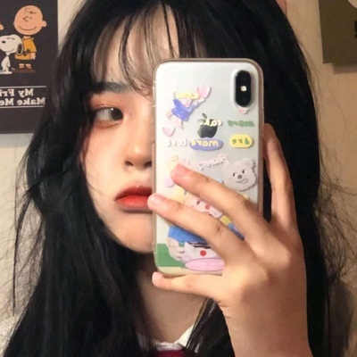 qq头像女生手机控图片