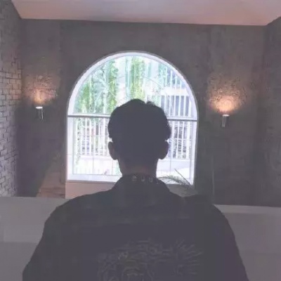 2025帅气男生头像图片