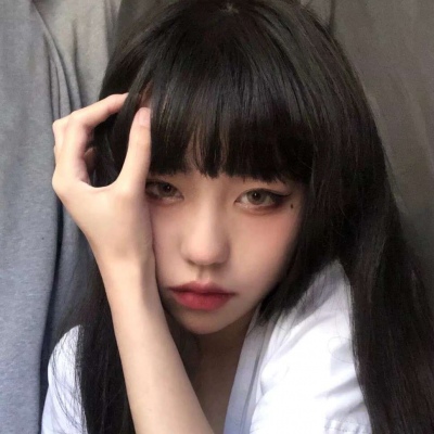 2025年最火微信头像女生图片