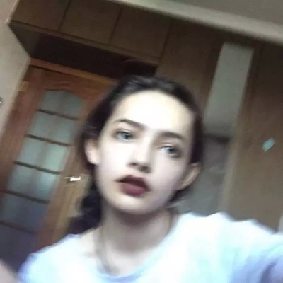2025最火qq头像真人女