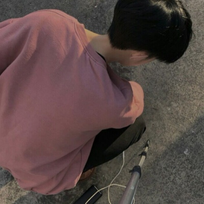 2025精选头像男生帅气图片