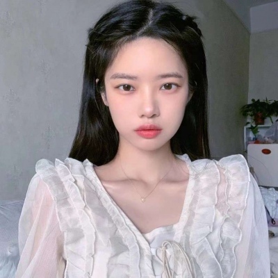 2025年女生流行微信头像图片
