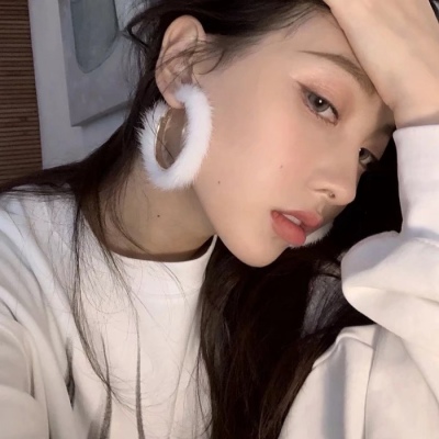 2025年女生流行微信头像图片