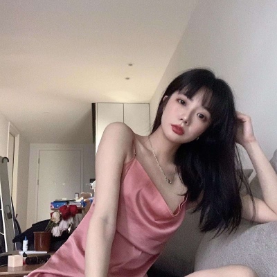 2025年女生流行微信头像图片