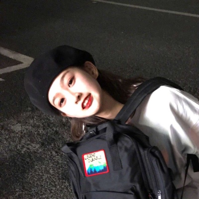 最新女生头像2025精选图片