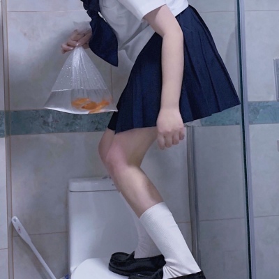 2025可爱女生微信头像图片