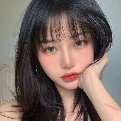 女头2025真人图片