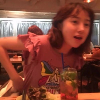 2025超火女头像图片
