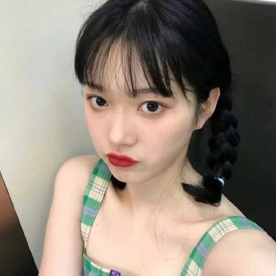 女头2025真人图片