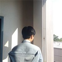 男性适用背影头像图片