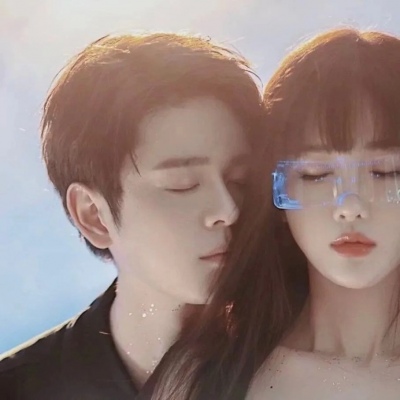 2025最潮情头真人一左一右图片
