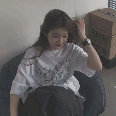 高冷超拽女头丧系高清图片