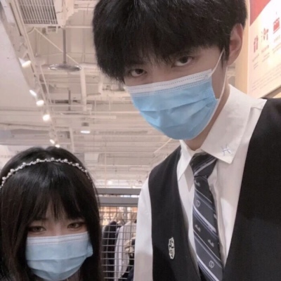 真人情侣微信图像大全2025年图像