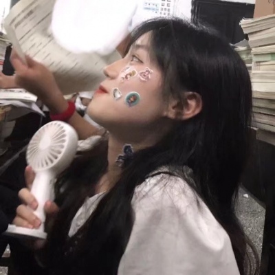 2025年最潮的微信图像女