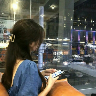 2025最好看女生头像图片