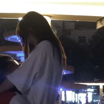 超甜热恋接吻情头