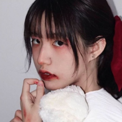 2025年新款女微信头像图片