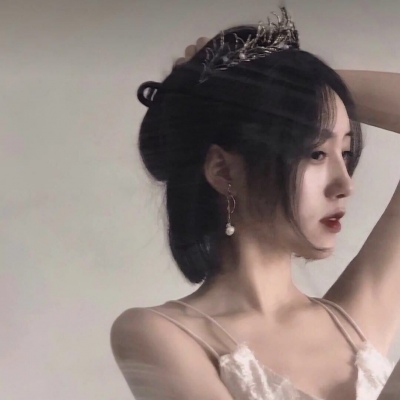 2025最新女头高清图片