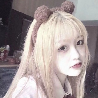 2025超火头像女生照片