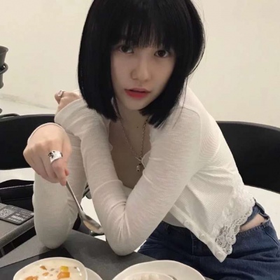 2025女生气质头像图片