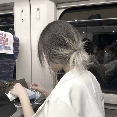 2025最新女头高清图片