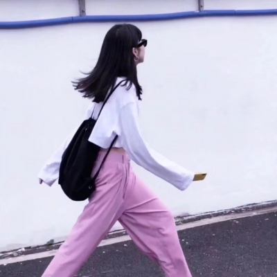 2025最流行微信头像女生高清图片