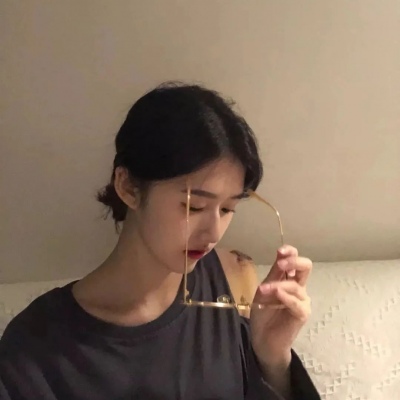 2025年女生专属头像图片