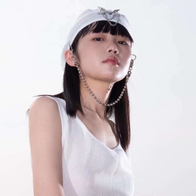 抖音爆红女生头像2025高清图片