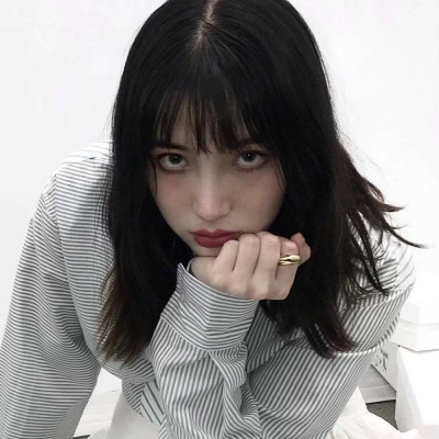 抖音爆红女生头像2025高清图片