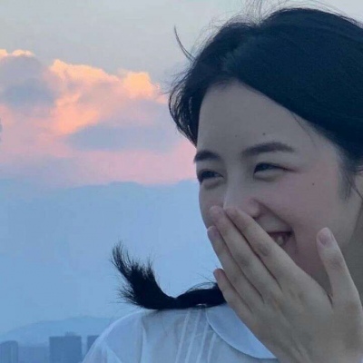 2025网红女头图片