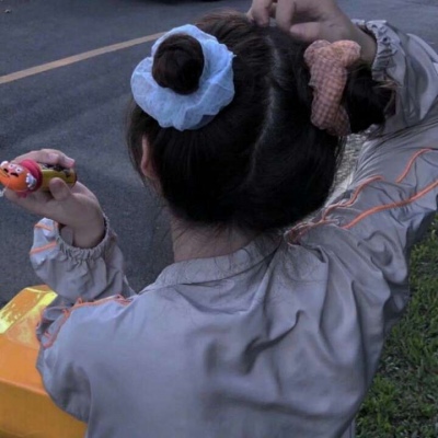 2025网红女头图片